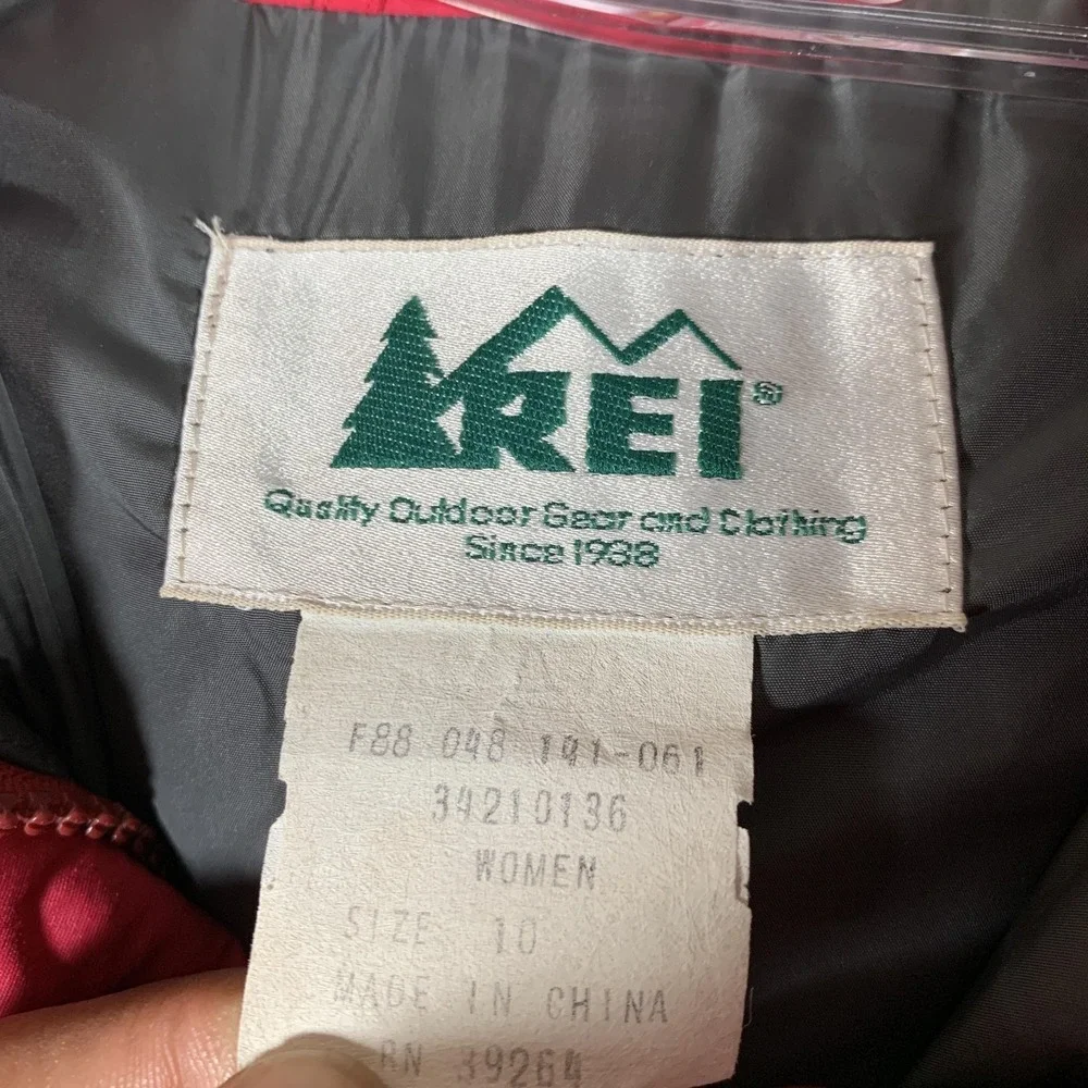REI Puffer Vest Womens 10‎ Red Goose Down Full Zip Collared Nylon Outdoor